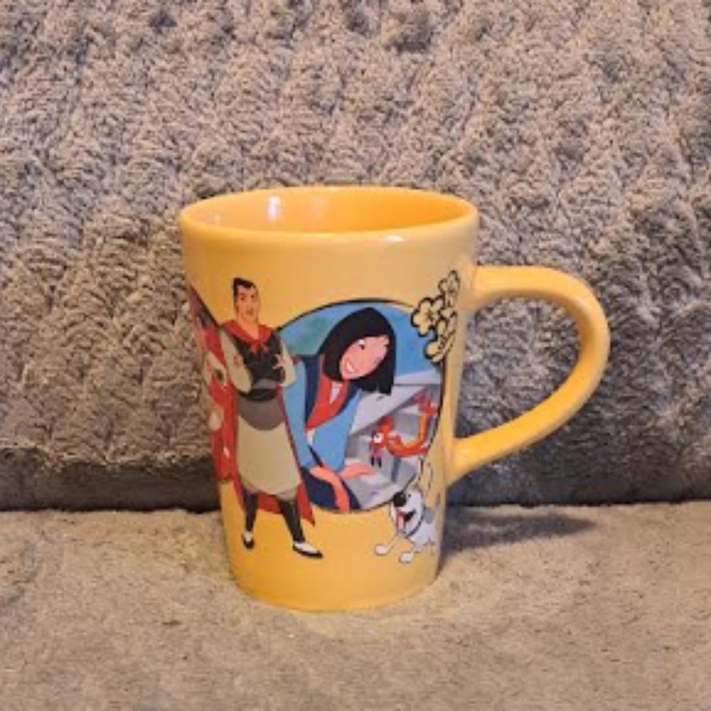 NEVER USED Disney Store MULAN Decorated Mug with Shang Mushu and Little Brother